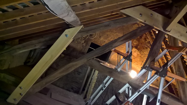 Renfort et modification de charpente