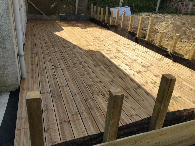 Terrasses bois et amenagements exterieurs